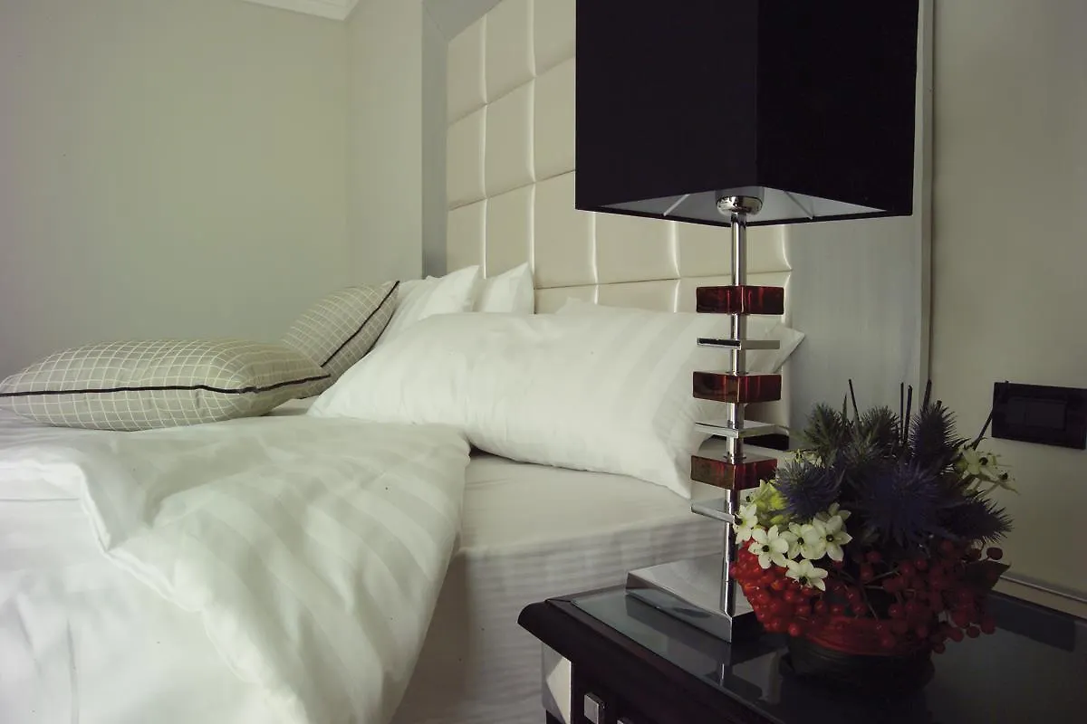Park Hotel Junior Quarto dʼAltino Italien